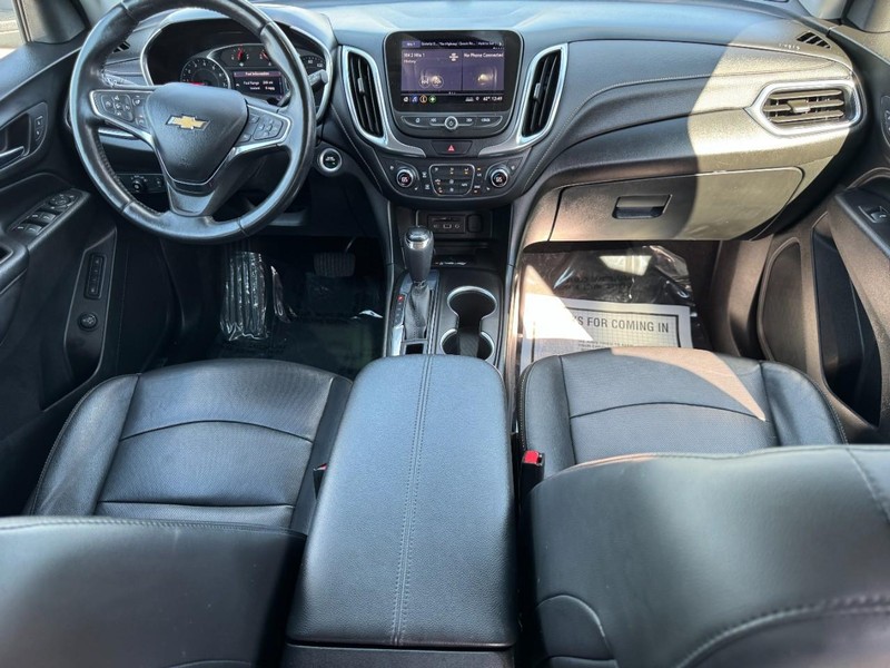 Chevrolet Equinox Vehicle Full-screen Gallery Image 11