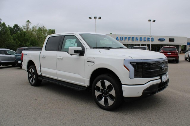 2023 Ford F-150 Lightning 4WD Platinum SuperCrew at Chris Auffenberg Ford Lincoln in Washington MO