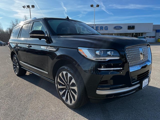 2024 Lincoln Navigator Reserve at Chris Auffenberg Ford Lincoln in Washington MO