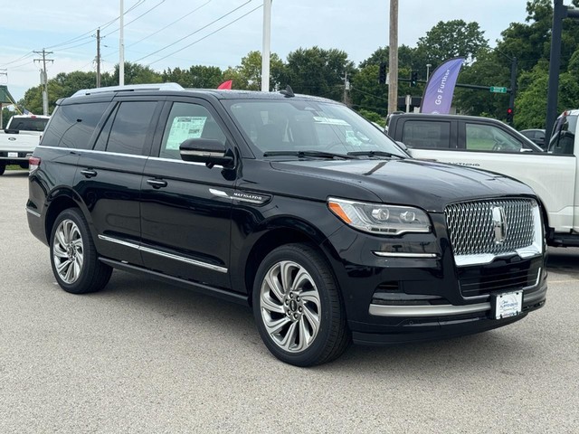 2024 Lincoln Navigator Reserve at Chris Auffenberg Ford Lincoln in Washington MO