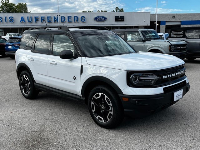 2024 Ford Bronco Sport Outer Banks at Chris Auffenberg Ford Lincoln in Washington MO