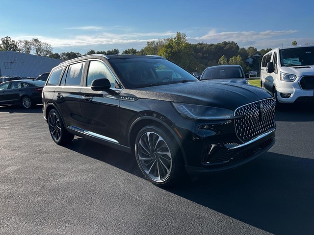 2025 Lincoln Aviator Reserve at Chris Auffenberg Ford Lincoln in Washington MO