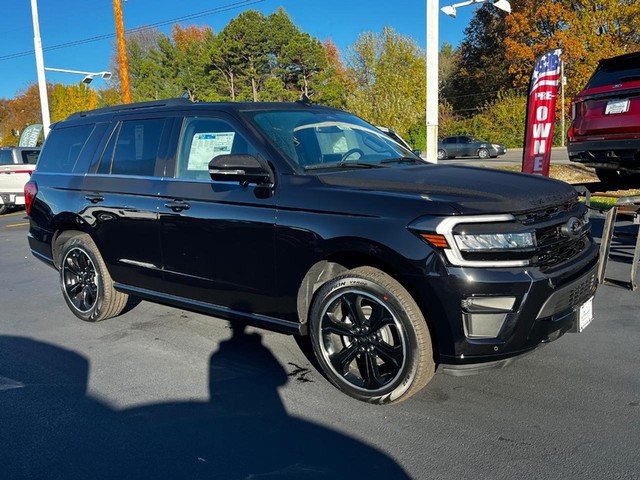 2024 Ford Expedition Limited at Chris Auffenberg Ford Lincoln in Washington MO