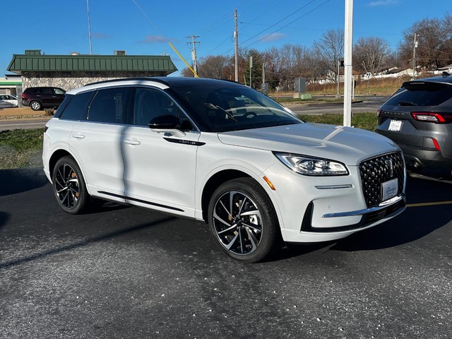 2025 Lincoln Corsair Grand Touring at Chris Auffenberg Ford Lincoln in Washington MO