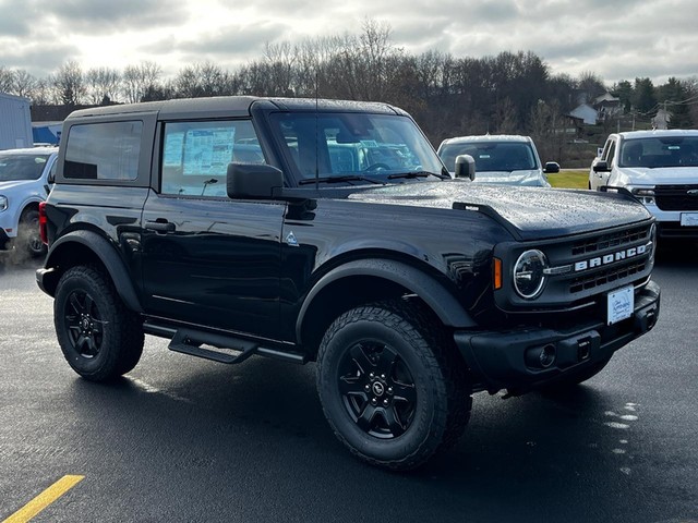 2024 Ford Bronco Black Diamond at Chris Auffenberg Ford Lincoln in Washington MO