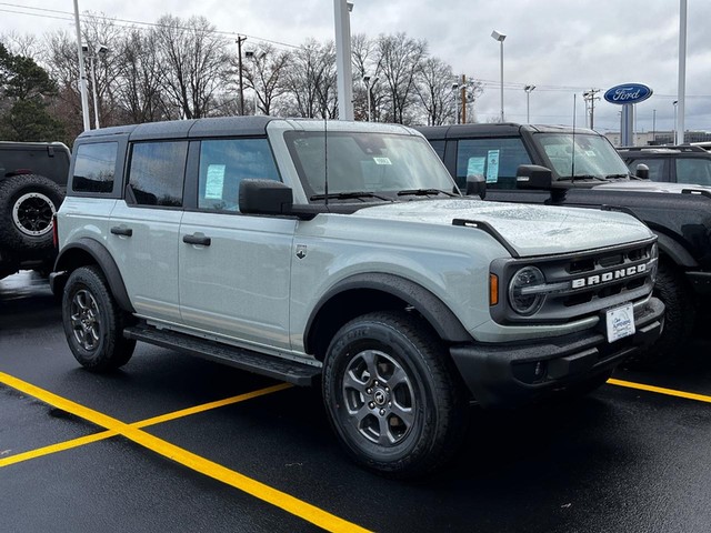 2024 Ford Bronco Big Bend at Chris Auffenberg Ford Lincoln in Washington MO