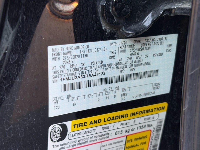 Ford Expedition Vehicle Full-screen Gallery Image 29