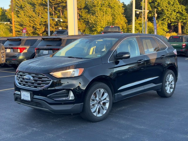 Ford Edge Vehicle Full-screen Gallery Image 08