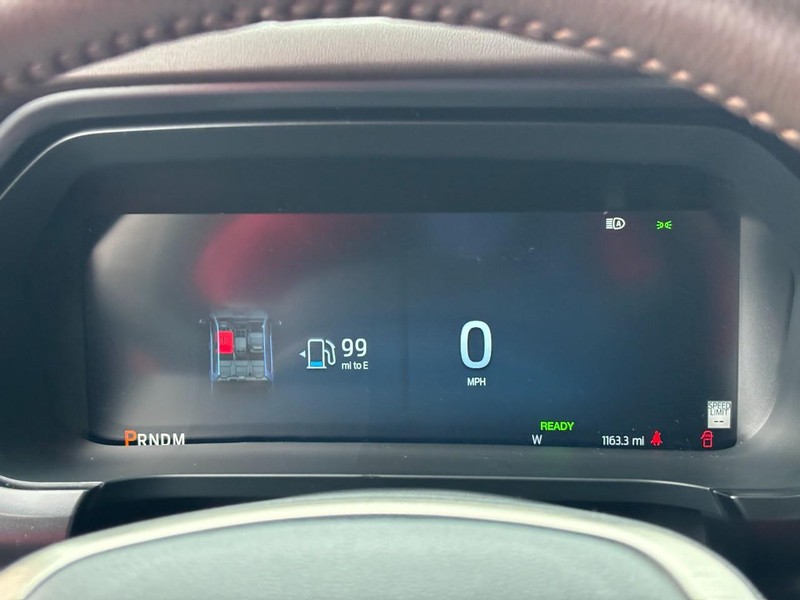 Ford F-150 Vehicle Full-screen Gallery Image 19