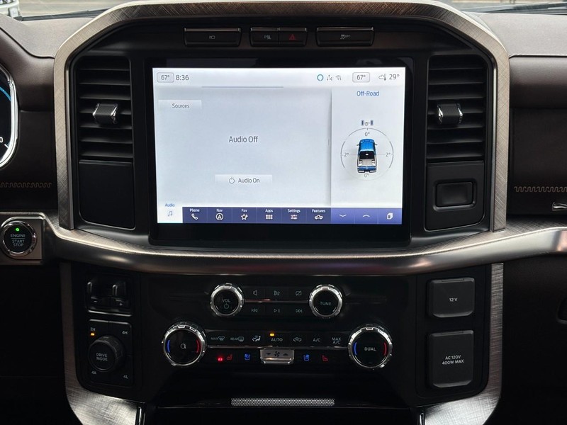 Ford F-150 Vehicle Full-screen Gallery Image 13