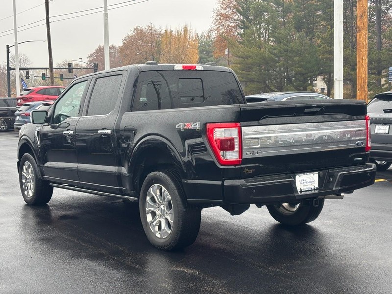 Ford F-150 Vehicle Full-screen Gallery Image 06