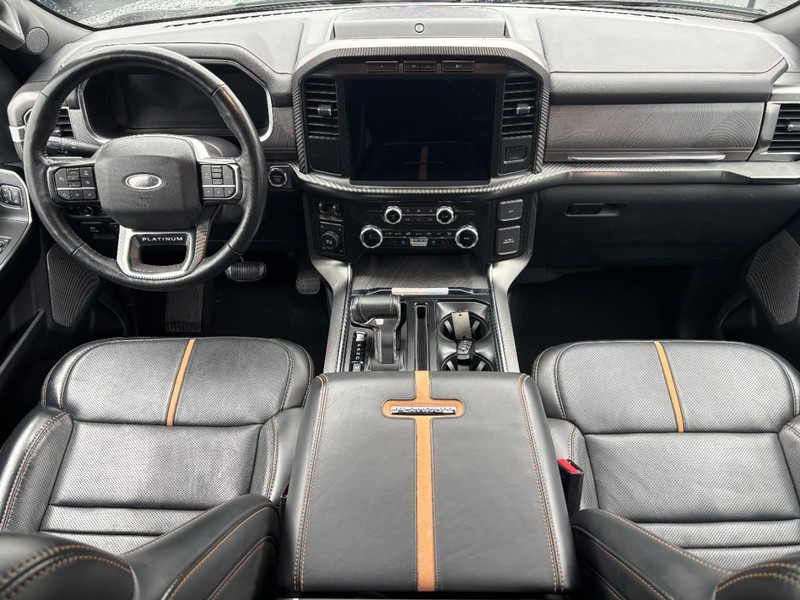 Ford F-150 Vehicle Full-screen Gallery Image 11