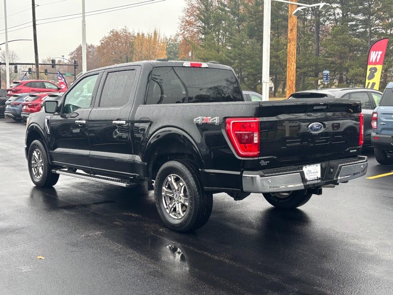 Ford F-150 Vehicle Full-screen Gallery Image 05