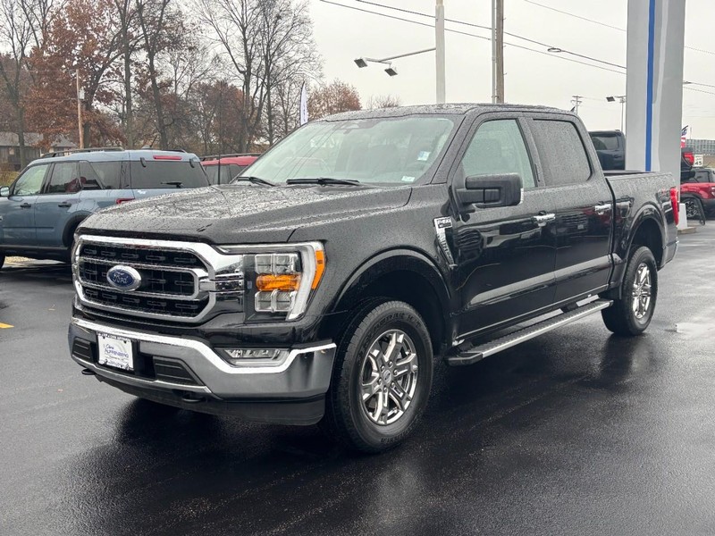 Ford F-150 Vehicle Full-screen Gallery Image 07