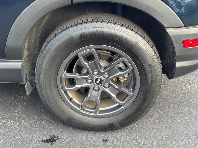 Ford Bronco Sport Vehicle Full-screen Gallery Image 07