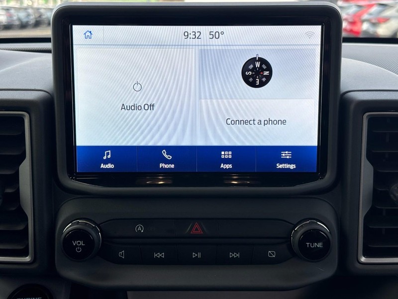 Ford Bronco Sport Vehicle Full-screen Gallery Image 13