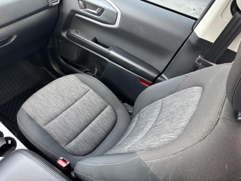 Ford Bronco Sport Vehicle Full-screen Gallery Image 15