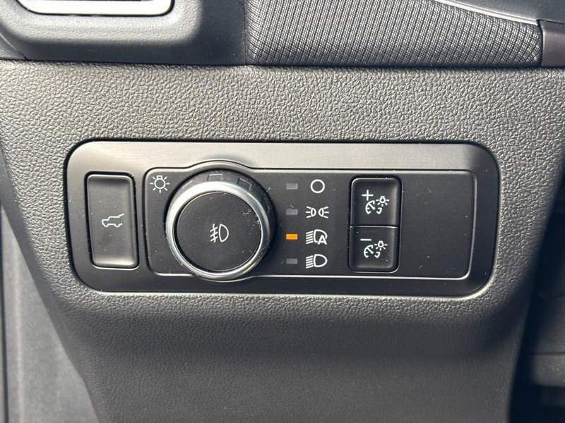 Ford Bronco Sport Vehicle Full-screen Gallery Image 16