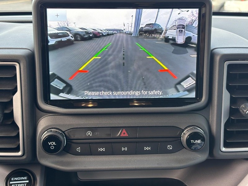 Ford Bronco Sport Vehicle Full-screen Gallery Image 21