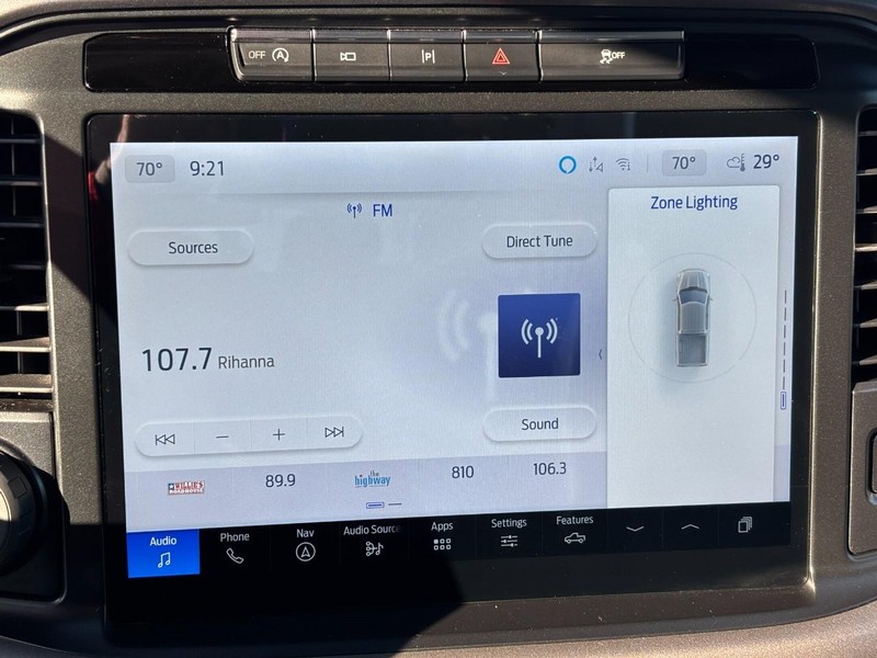 Ford F-150 Vehicle Full-screen Gallery Image 19