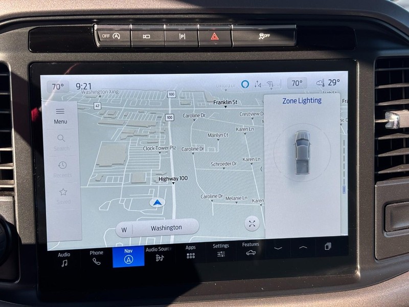 Ford F-150 Vehicle Full-screen Gallery Image 21