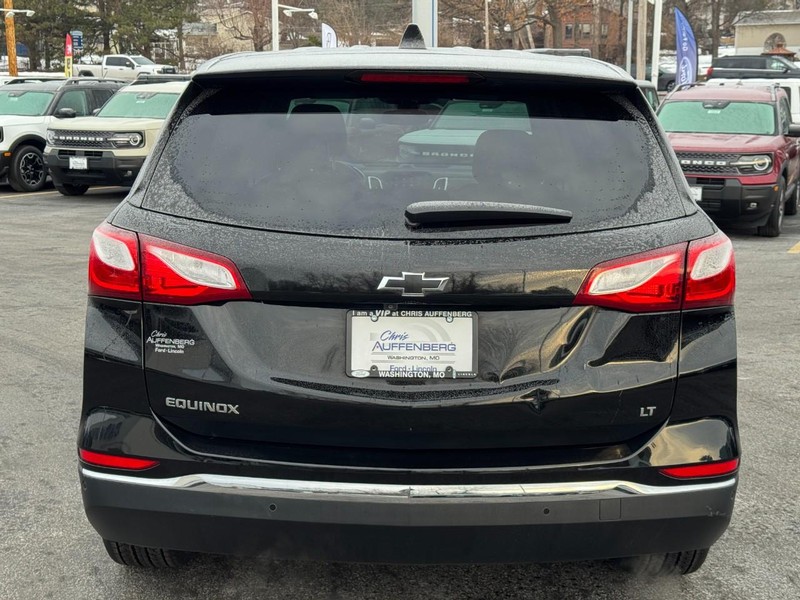 Chevrolet Equinox Vehicle Full-screen Gallery Image 05