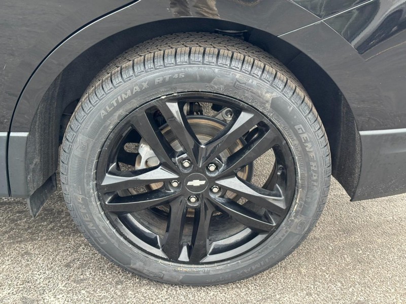 Chevrolet Equinox Vehicle Full-screen Gallery Image 07