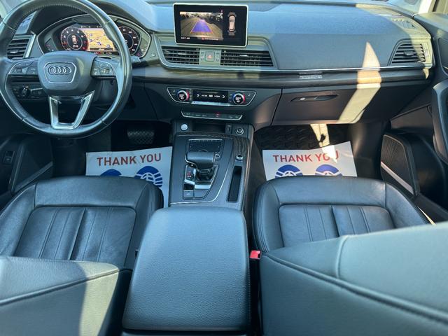 Audi Q5 Vehicle Full-screen Gallery Image 11