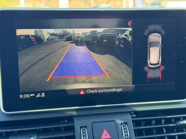 Audi Q5 Vehicle Full-screen Gallery Image 22