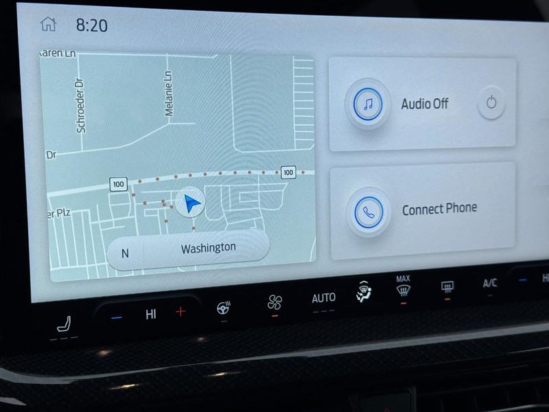 Ford Escape Vehicle Full-screen Gallery Image 20