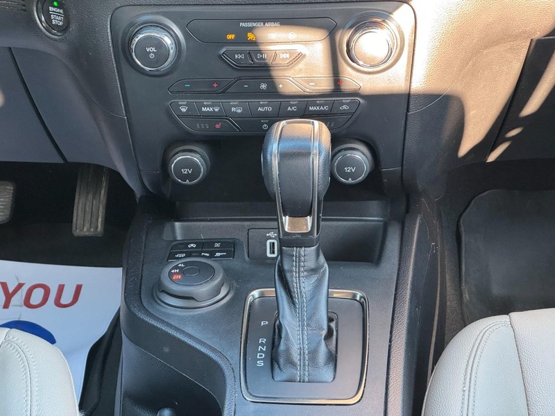 Ford Ranger Vehicle Full-screen Gallery Image 14