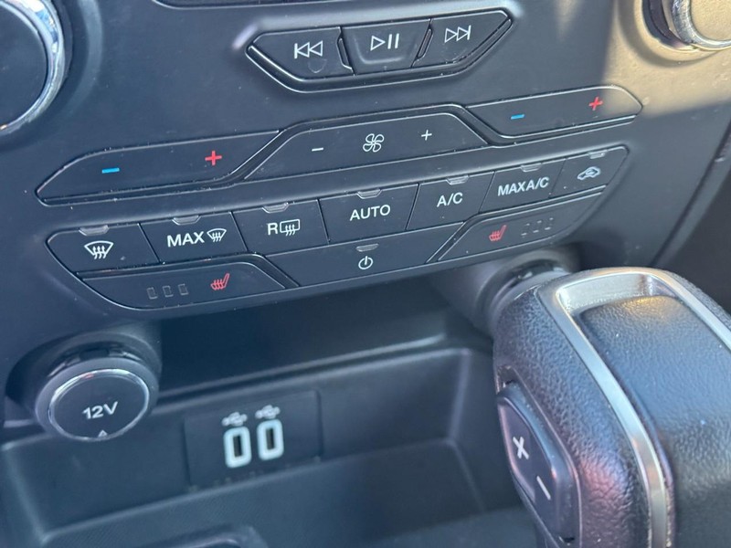 Ford Ranger Vehicle Full-screen Gallery Image 23