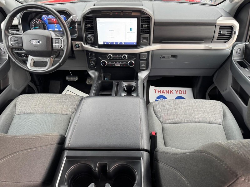 Ford F-150 Vehicle Full-screen Gallery Image 11