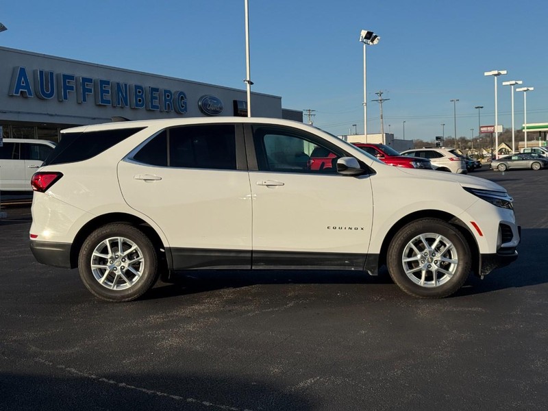 Chevrolet Equinox Vehicle Full-screen Gallery Image 01