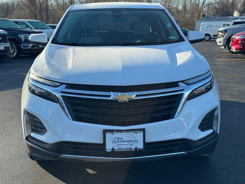 Chevrolet Equinox Vehicle Full-screen Gallery Image 09