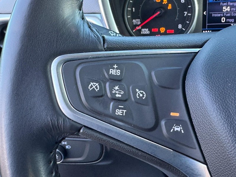 Chevrolet Equinox Vehicle Full-screen Gallery Image 17