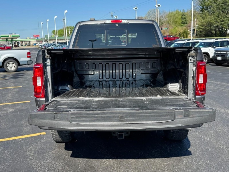 Ford F-150 Vehicle Full-screen Gallery Image 05