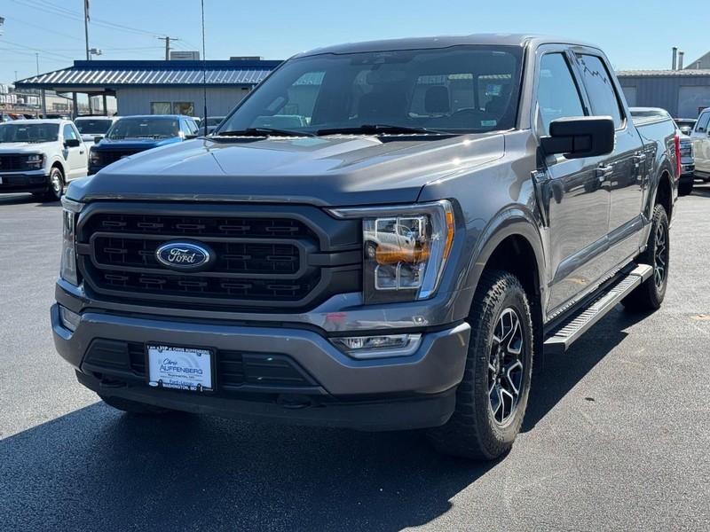 Ford F-150 Vehicle Full-screen Gallery Image 08