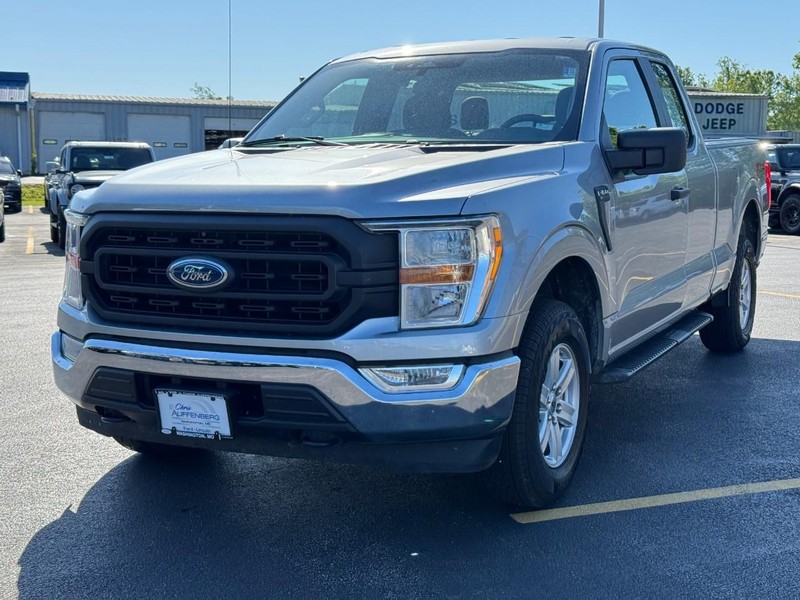 Ford F-150 Vehicle Full-screen Gallery Image 08