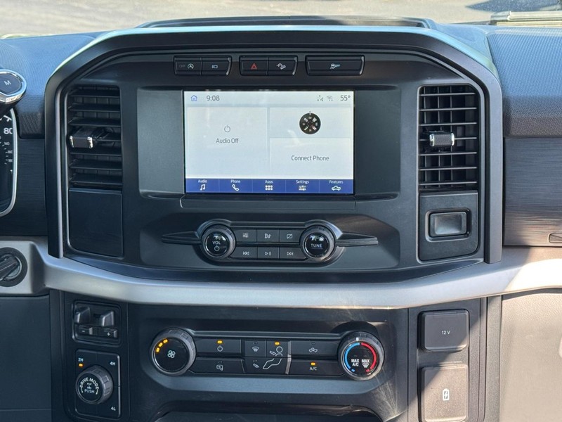 Ford F-150 Vehicle Full-screen Gallery Image 13