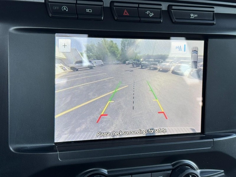 Ford F-150 Vehicle Full-screen Gallery Image 21