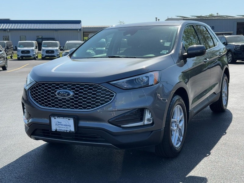 Ford Edge Vehicle Full-screen Gallery Image 08