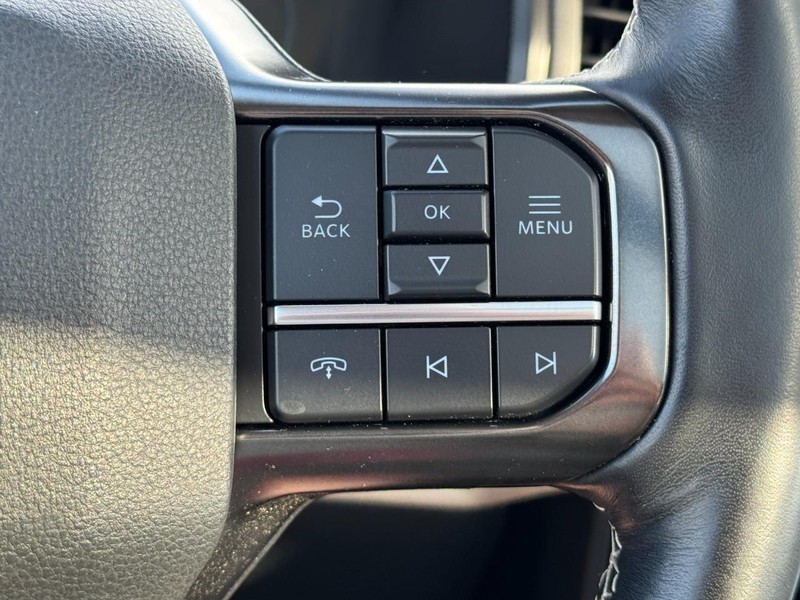 Ford Expedition Vehicle Full-screen Gallery Image 19