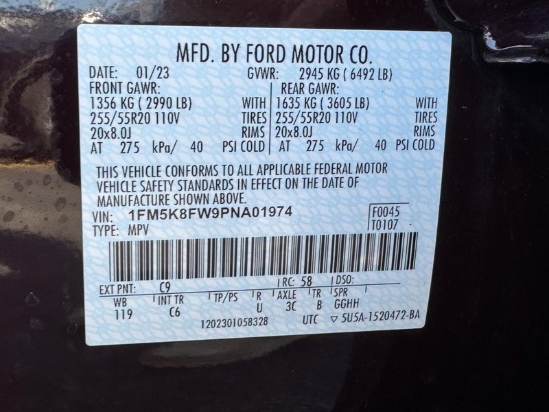 Ford Explorer Vehicle Full-screen Gallery Image 27