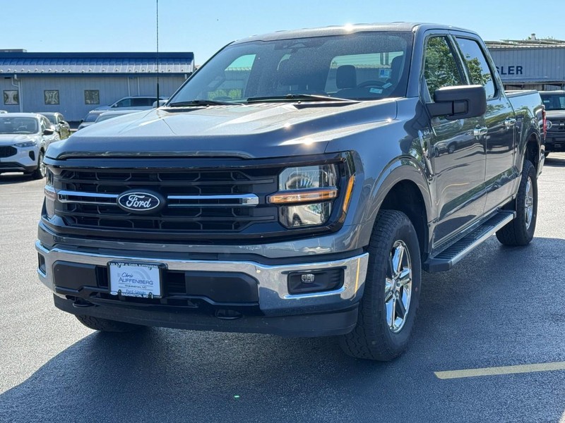 Ford F-150 Vehicle Full-screen Gallery Image 08