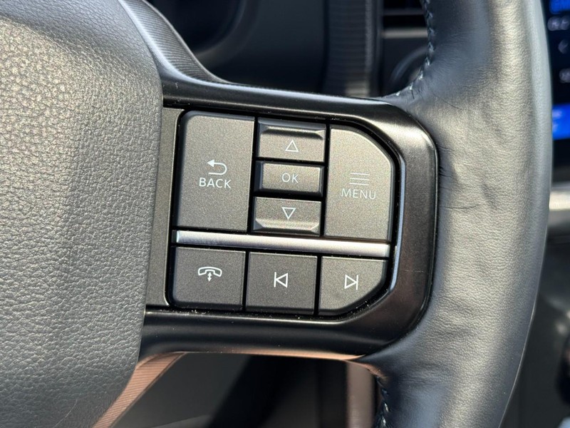 Ford F-150 Vehicle Full-screen Gallery Image 19