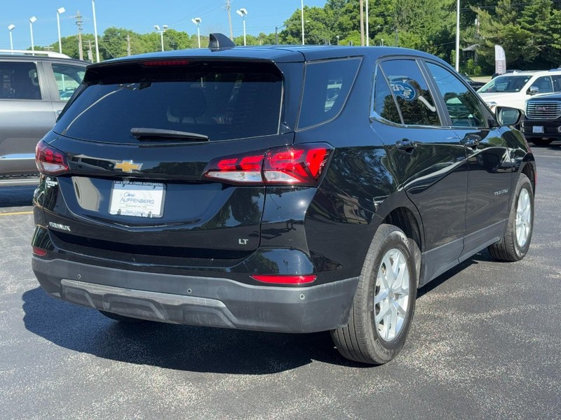 Chevrolet Equinox Vehicle Full-screen Gallery Image 03