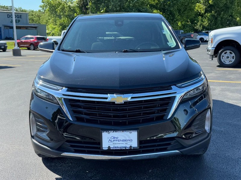 Chevrolet Equinox Vehicle Full-screen Gallery Image 09