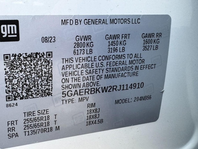 Buick Enclave Vehicle Full-screen Gallery Image 24