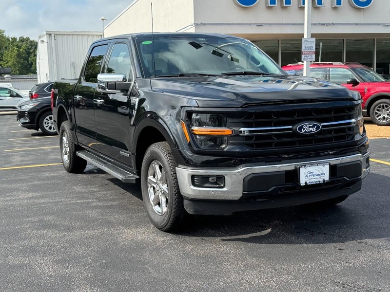 Ford F-150 Vehicle Full-screen Gallery Image 02
